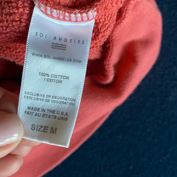 SOL ANGELES sweatshirt⚡️EUC⚡️worn once( too snug for me!) CUTE and COMFY!! - Picture 4 of 13